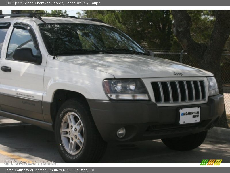 Stone White / Taupe 2004 Jeep Grand Cherokee Laredo