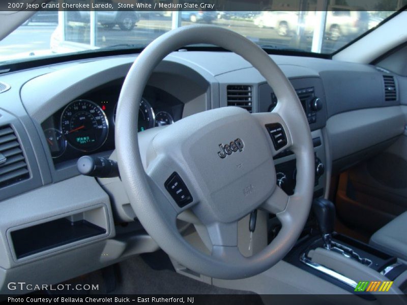 Stone White / Medium Slate Gray 2007 Jeep Grand Cherokee Laredo