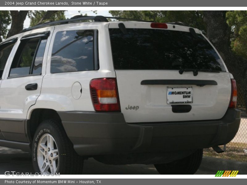 Stone White / Taupe 2004 Jeep Grand Cherokee Laredo