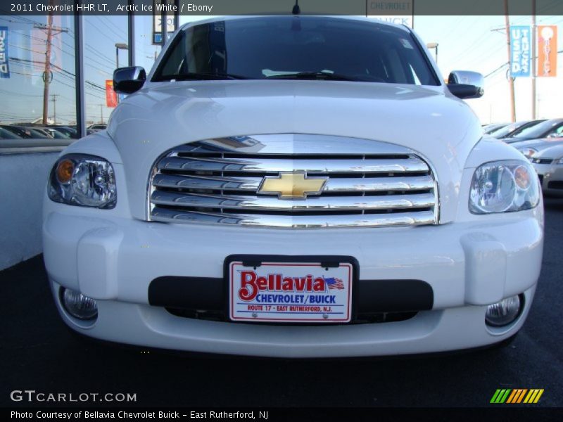 Arctic Ice White / Ebony 2011 Chevrolet HHR LT