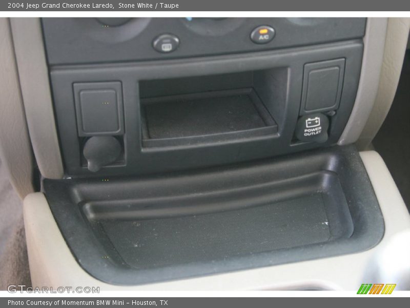 Stone White / Taupe 2004 Jeep Grand Cherokee Laredo