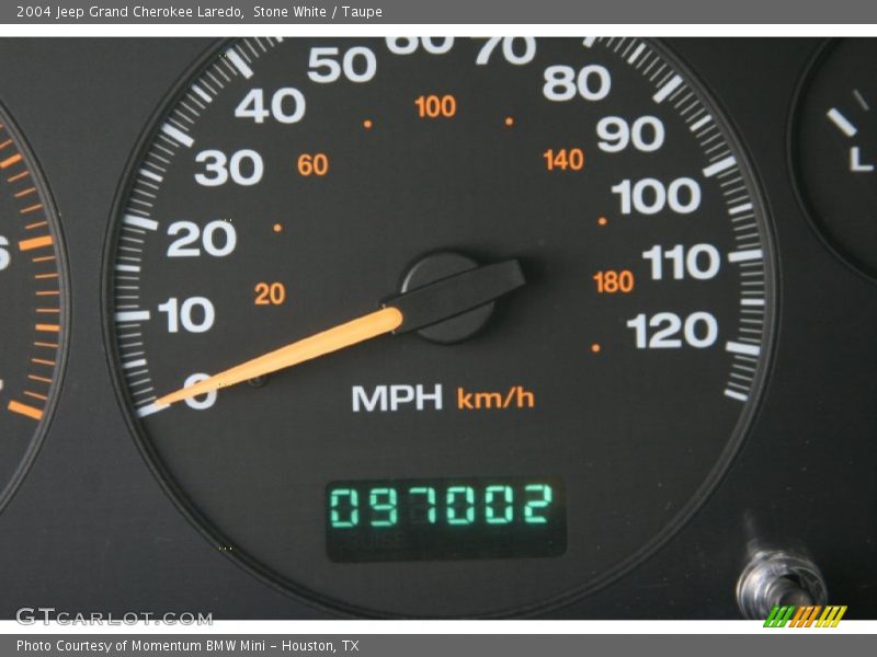 Stone White / Taupe 2004 Jeep Grand Cherokee Laredo