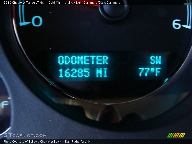 Gold Mist Metallic / Light Cashmere/Dark Cashmere 2010 Chevrolet Tahoe LT 4x4