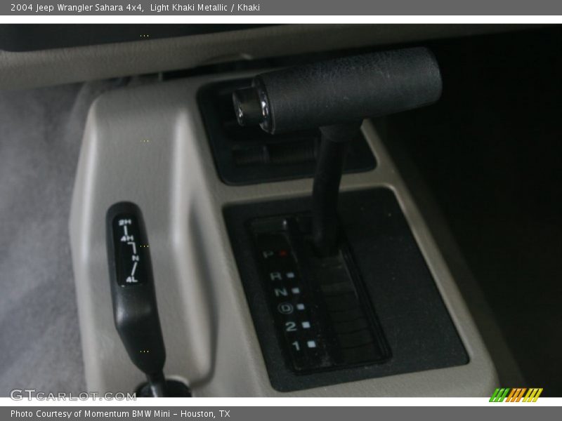 Light Khaki Metallic / Khaki 2004 Jeep Wrangler Sahara 4x4