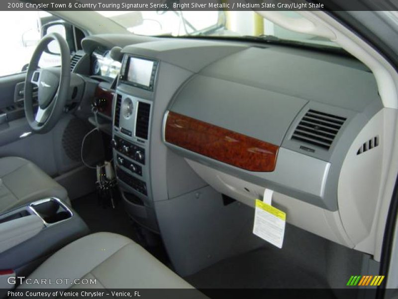 Bright Silver Metallic / Medium Slate Gray/Light Shale 2008 Chrysler Town & Country Touring Signature Series