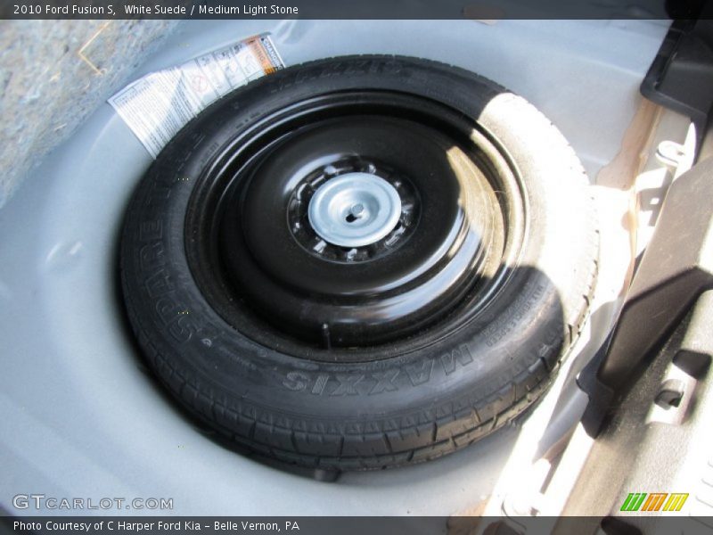 White Suede / Medium Light Stone 2010 Ford Fusion S