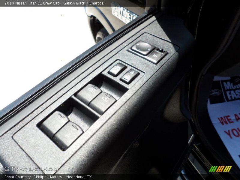 Galaxy Black / Charcoal 2010 Nissan Titan SE Crew Cab