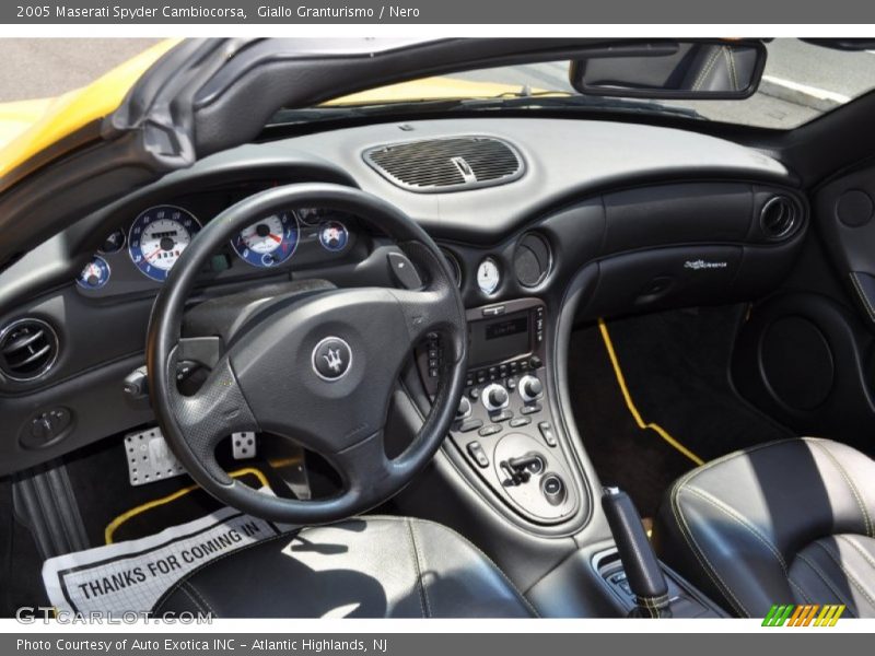  2005 Spyder Cambiocorsa Nero Interior
