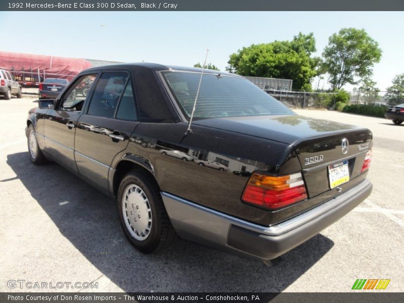 Black / Gray 1992 Mercedes-Benz E Class 300 D Sedan