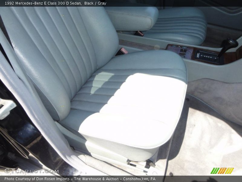Black / Gray 1992 Mercedes-Benz E Class 300 D Sedan