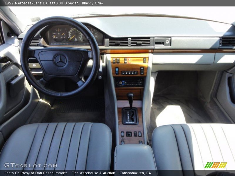 Dashboard of 1992 E Class 300 D Sedan