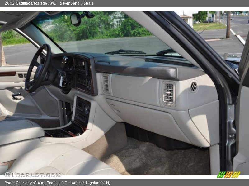 Silver Sand / Shale 2002 Cadillac Escalade AWD