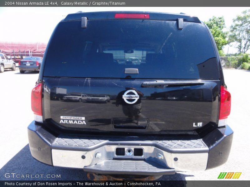 Galaxy Metallic / Graphite/Titanium 2004 Nissan Armada LE 4x4