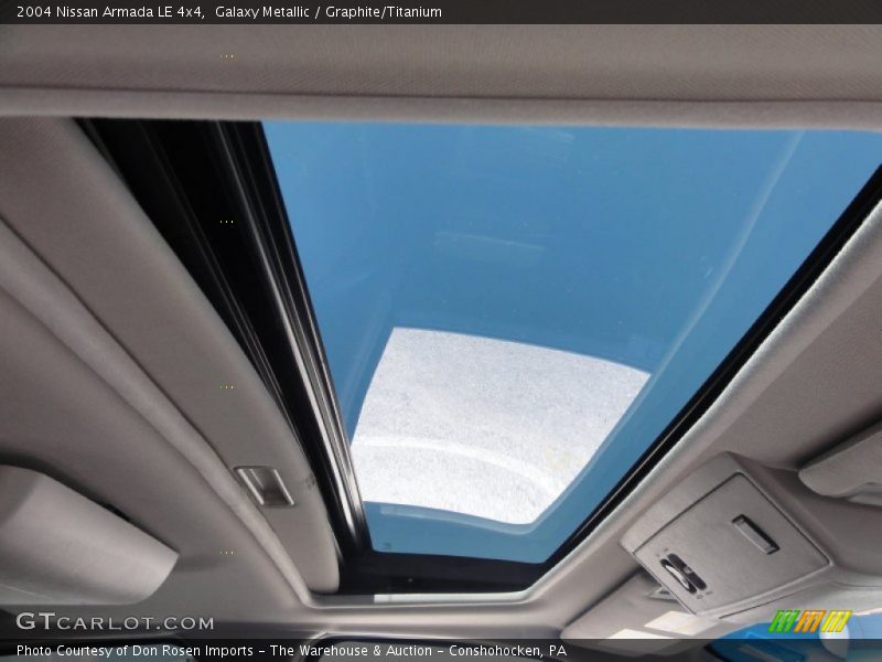 Galaxy Metallic / Graphite/Titanium 2004 Nissan Armada LE 4x4