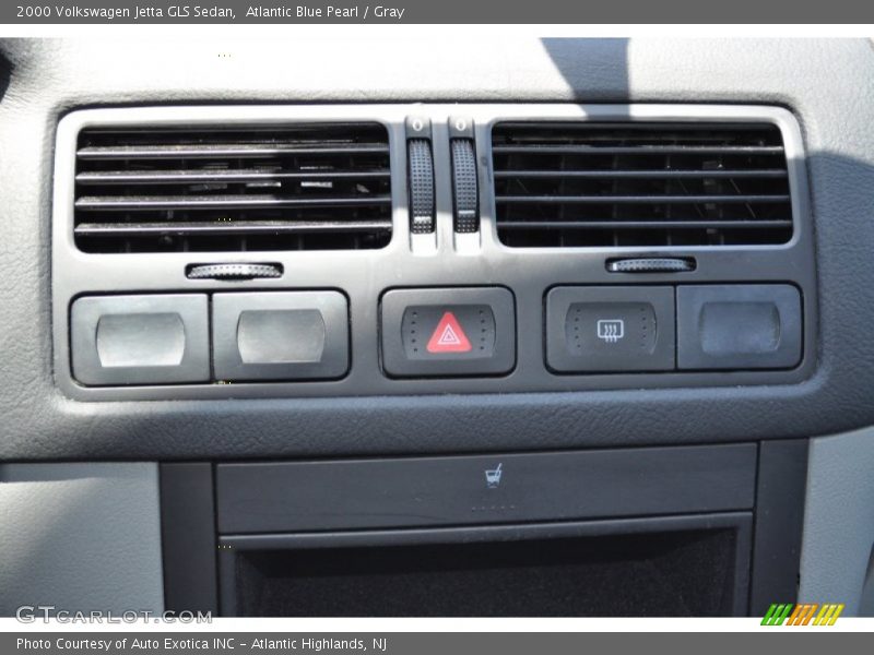 Atlantic Blue Pearl / Gray 2000 Volkswagen Jetta GLS Sedan