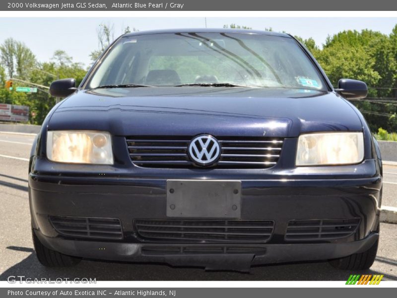 Atlantic Blue Pearl / Gray 2000 Volkswagen Jetta GLS Sedan