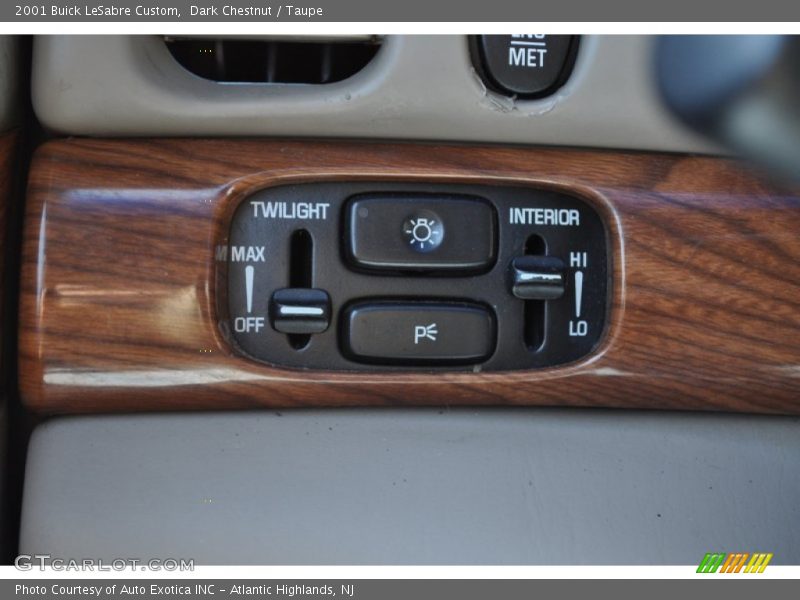 Dark Chestnut / Taupe 2001 Buick LeSabre Custom