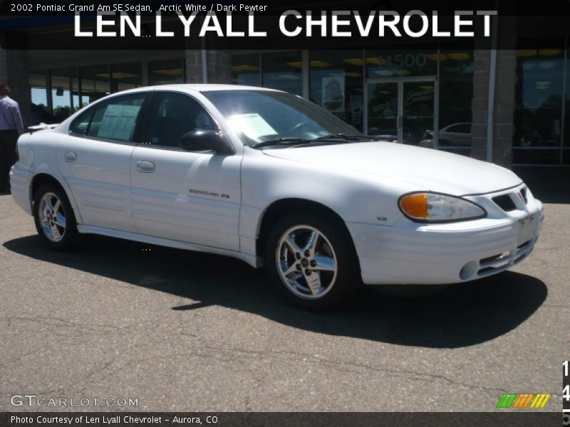 Arctic White / Dark Pewter 2002 Pontiac Grand Am SE Sedan