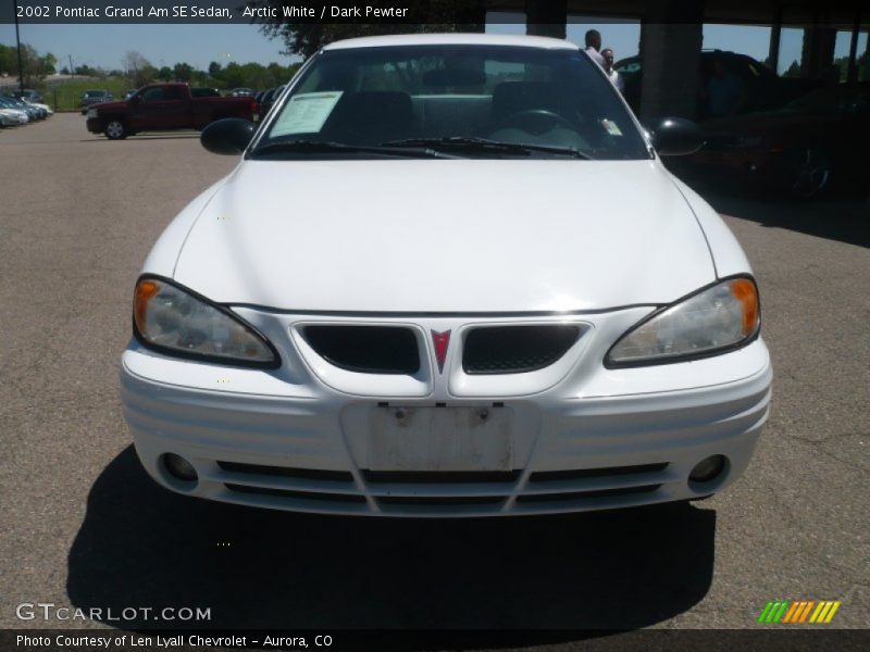 Arctic White / Dark Pewter 2002 Pontiac Grand Am SE Sedan