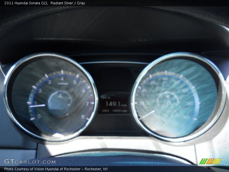 Radiant Silver / Gray 2011 Hyundai Sonata GLS