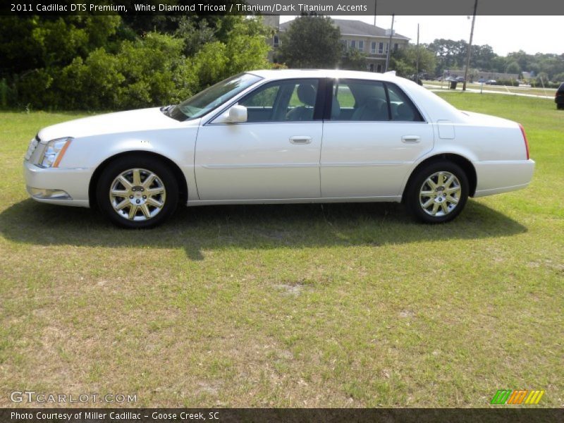 White Diamond Tricoat / Titanium/Dark Titanium Accents 2011 Cadillac DTS Premium