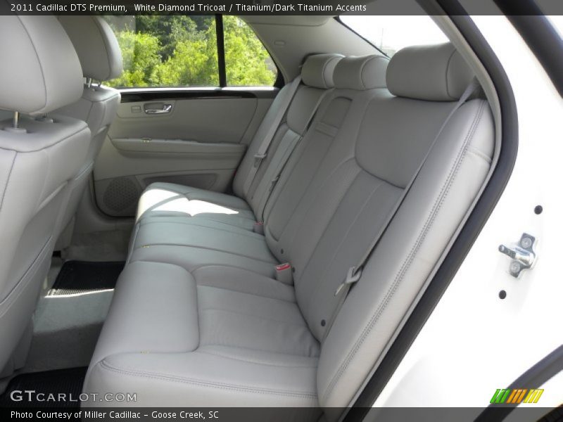 White Diamond Tricoat / Titanium/Dark Titanium Accents 2011 Cadillac DTS Premium