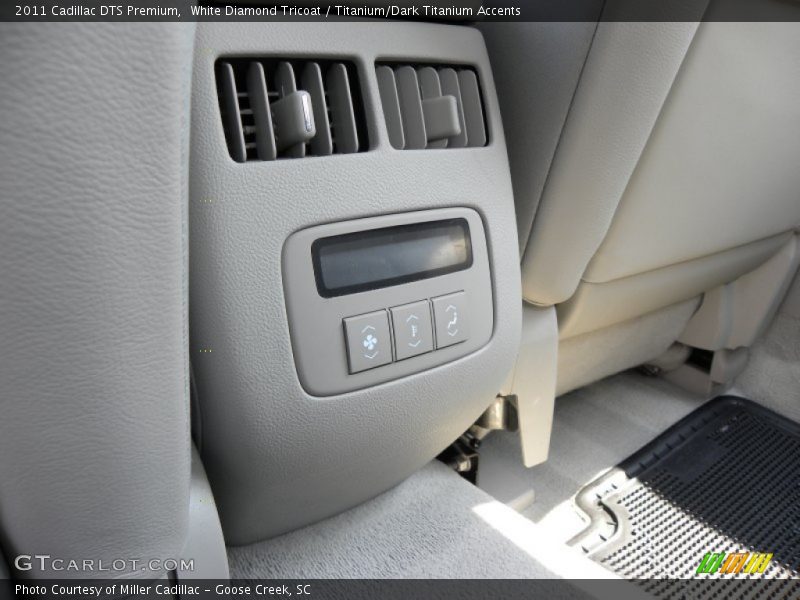 White Diamond Tricoat / Titanium/Dark Titanium Accents 2011 Cadillac DTS Premium