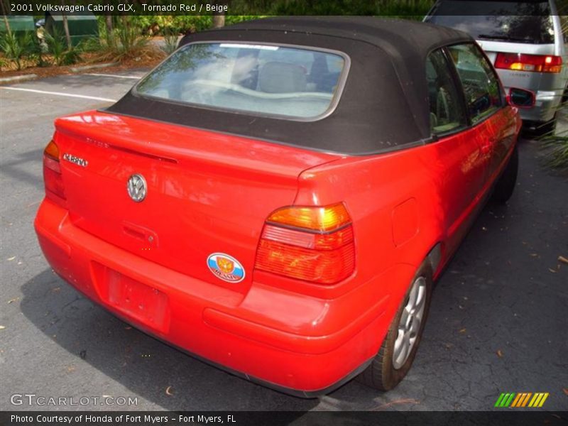 Tornado Red / Beige 2001 Volkswagen Cabrio GLX