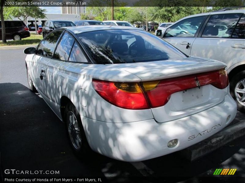 White / Tan 2002 Saturn S Series SC2 Coupe