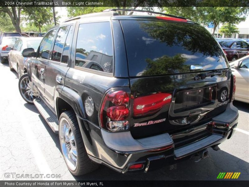 Black / Light Cashmere 2004 Chevrolet TrailBlazer LS