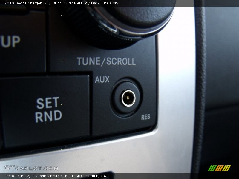 Bright Silver Metallic / Dark Slate Gray 2010 Dodge Charger SXT