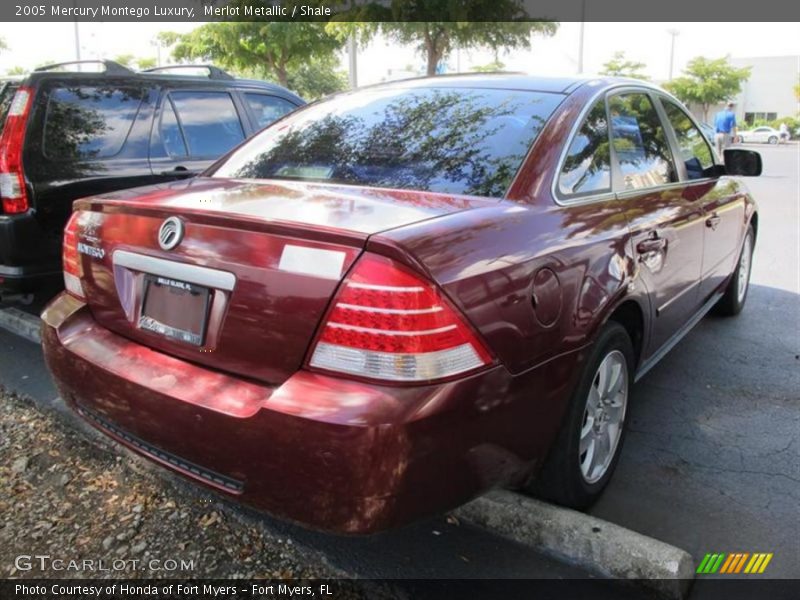 Merlot Metallic / Shale 2005 Mercury Montego Luxury