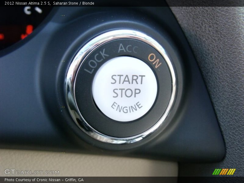 Controls of 2012 Altima 2.5 S