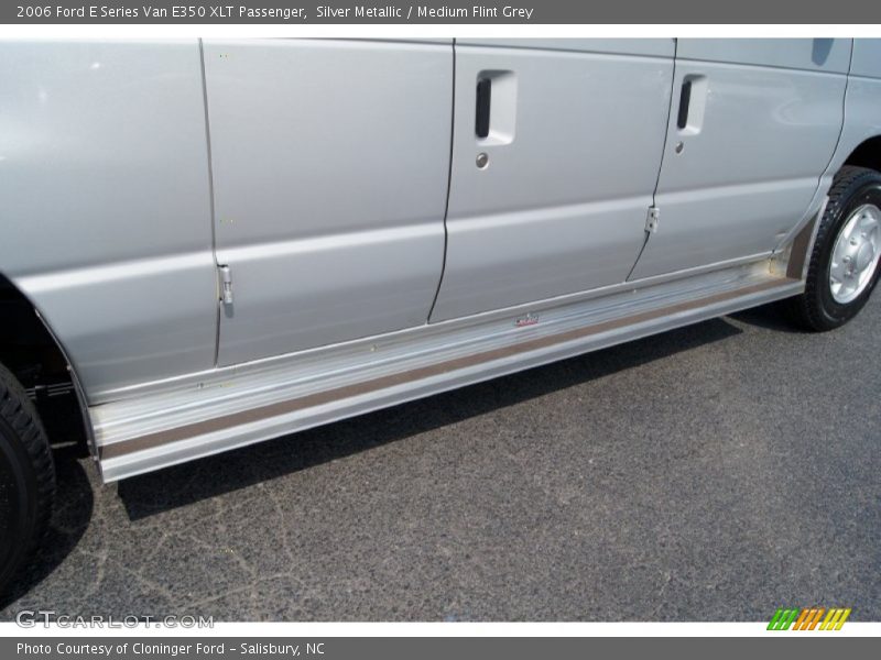 Silver Metallic / Medium Flint Grey 2006 Ford E Series Van E350 XLT Passenger
