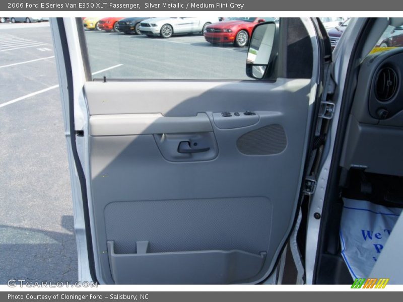 Silver Metallic / Medium Flint Grey 2006 Ford E Series Van E350 XLT Passenger