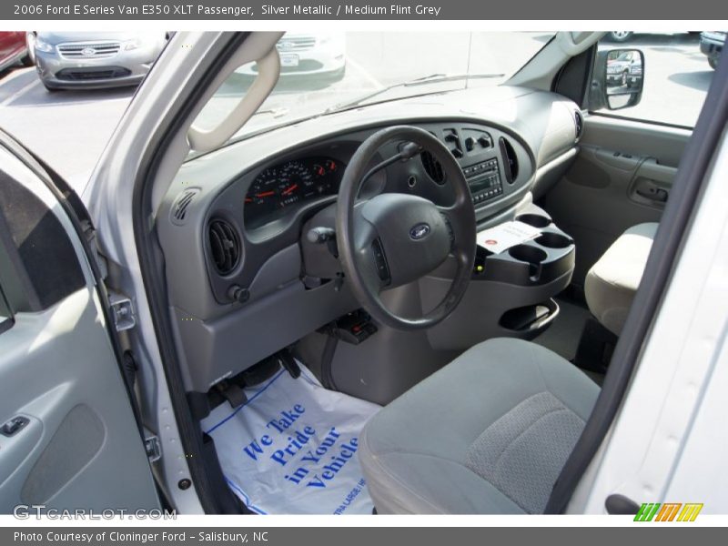 Silver Metallic / Medium Flint Grey 2006 Ford E Series Van E350 XLT Passenger