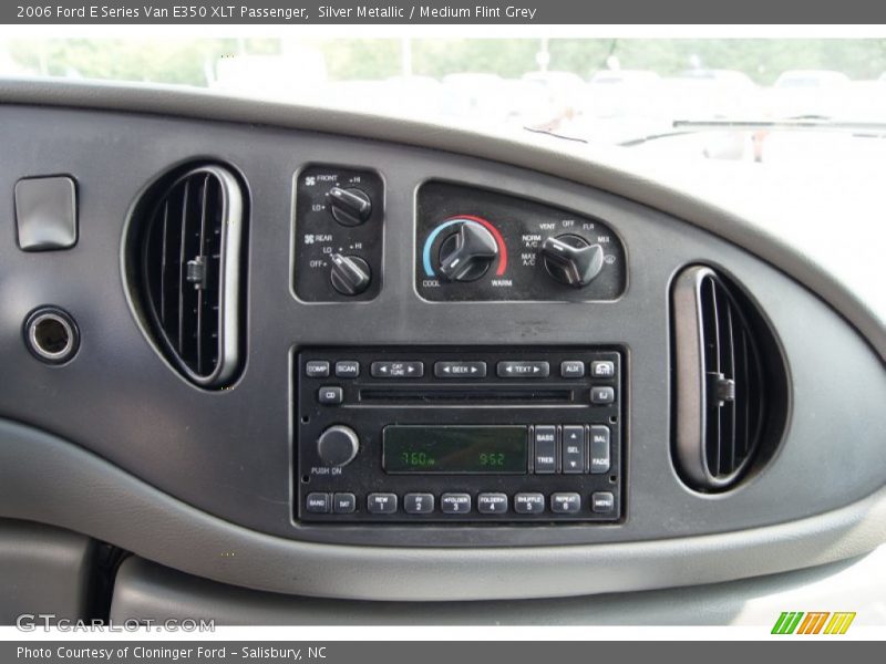Silver Metallic / Medium Flint Grey 2006 Ford E Series Van E350 XLT Passenger