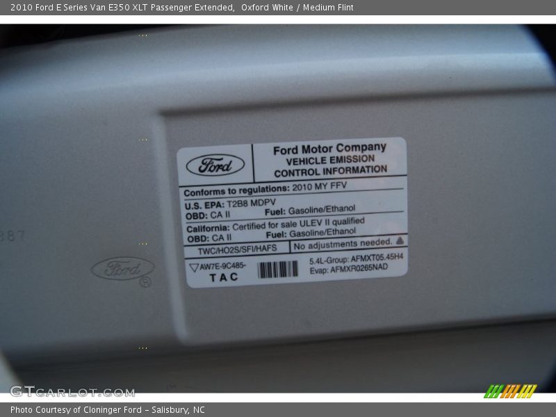 Oxford White / Medium Flint 2010 Ford E Series Van E350 XLT Passenger Extended