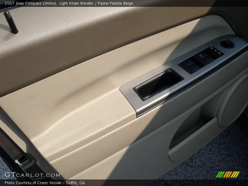 Light Khaki Metallic / Pastel Pebble Beige 2007 Jeep Compass Limited
