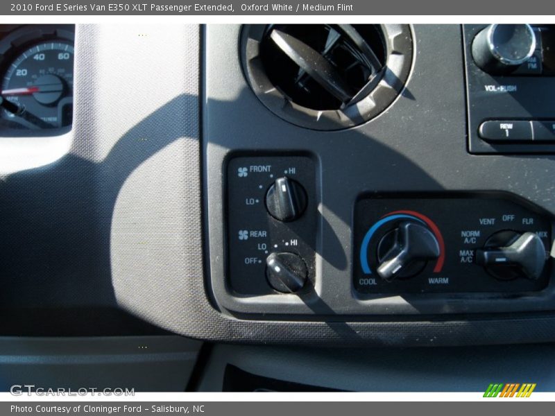 Oxford White / Medium Flint 2010 Ford E Series Van E350 XLT Passenger Extended