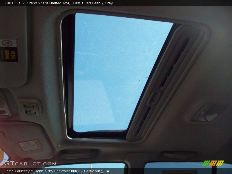 Cassis Red Pearl / Gray 2001 Suzuki Grand Vitara Limited 4x4
