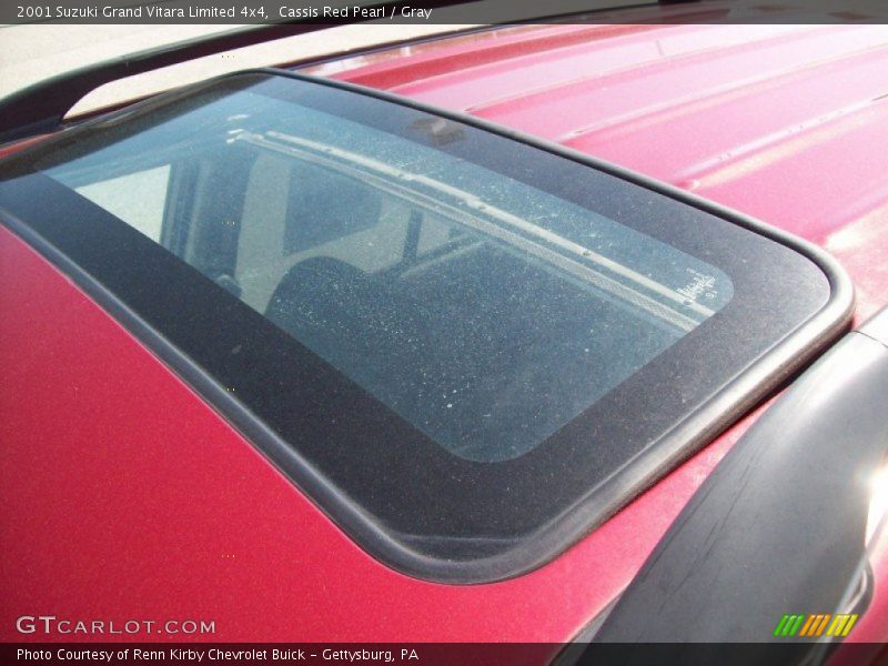 Cassis Red Pearl / Gray 2001 Suzuki Grand Vitara Limited 4x4
