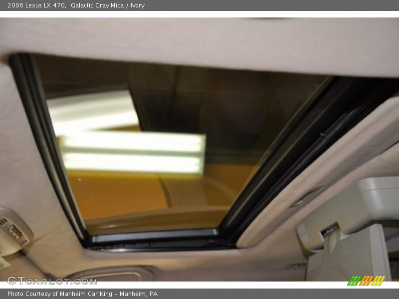 Galactic Gray Mica / Ivory 2006 Lexus LX 470