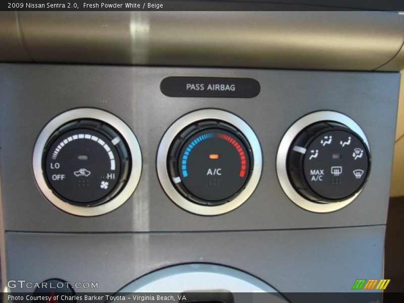 Fresh Powder White / Beige 2009 Nissan Sentra 2.0