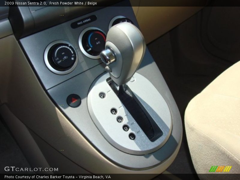 Fresh Powder White / Beige 2009 Nissan Sentra 2.0