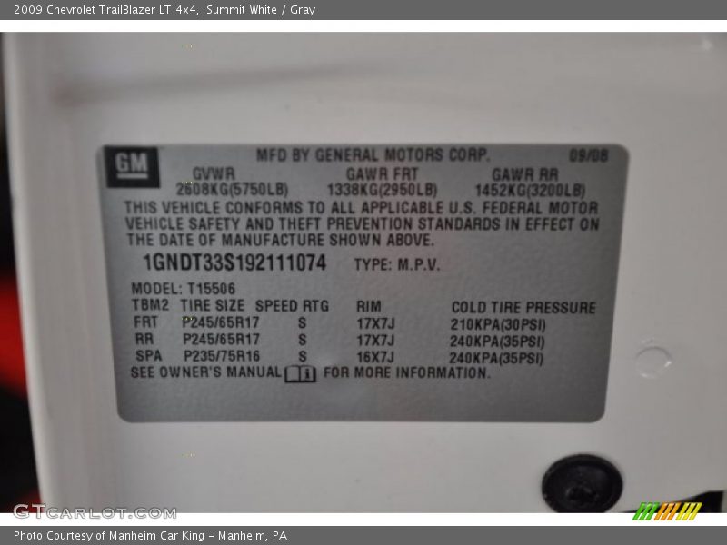 Summit White / Gray 2009 Chevrolet TrailBlazer LT 4x4