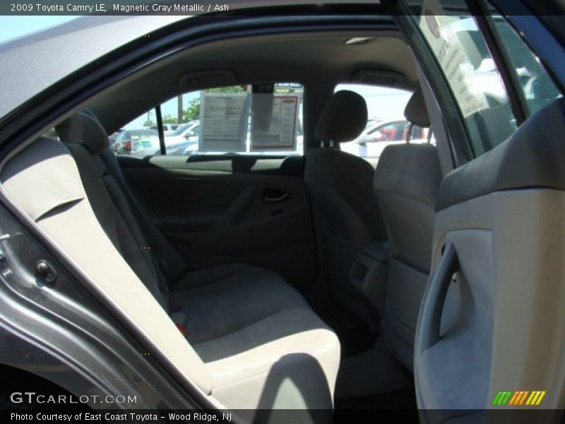 Magnetic Gray Metallic / Ash 2009 Toyota Camry LE