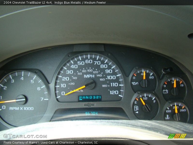 Indigo Blue Metallic / Medium Pewter 2004 Chevrolet TrailBlazer LS 4x4