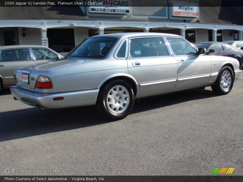 Platinum Silver / Charcoal 2000 Jaguar XJ Vanden Plas