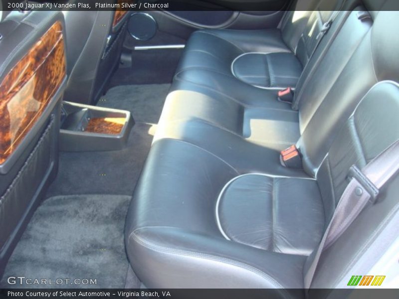 Platinum Silver / Charcoal 2000 Jaguar XJ Vanden Plas